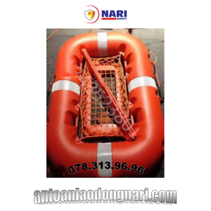 BÈ CỨU SINH 10 NGƯỜI